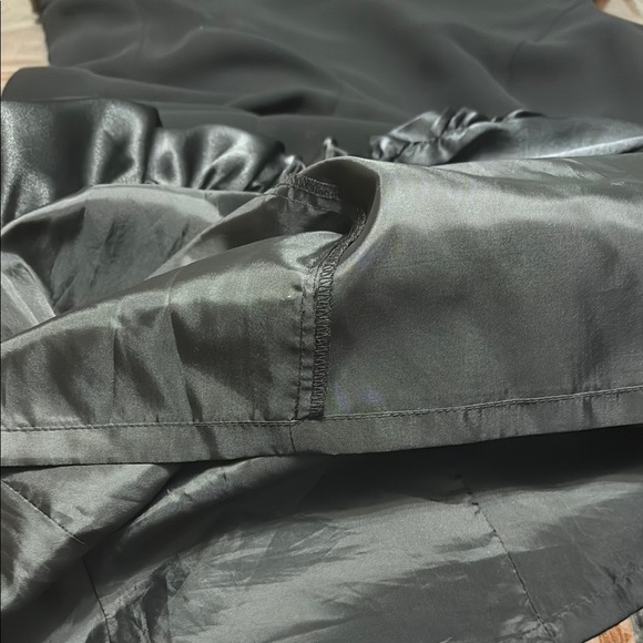 evan picone black bubble ruffle dress, size 10 - Picture 6 of 8